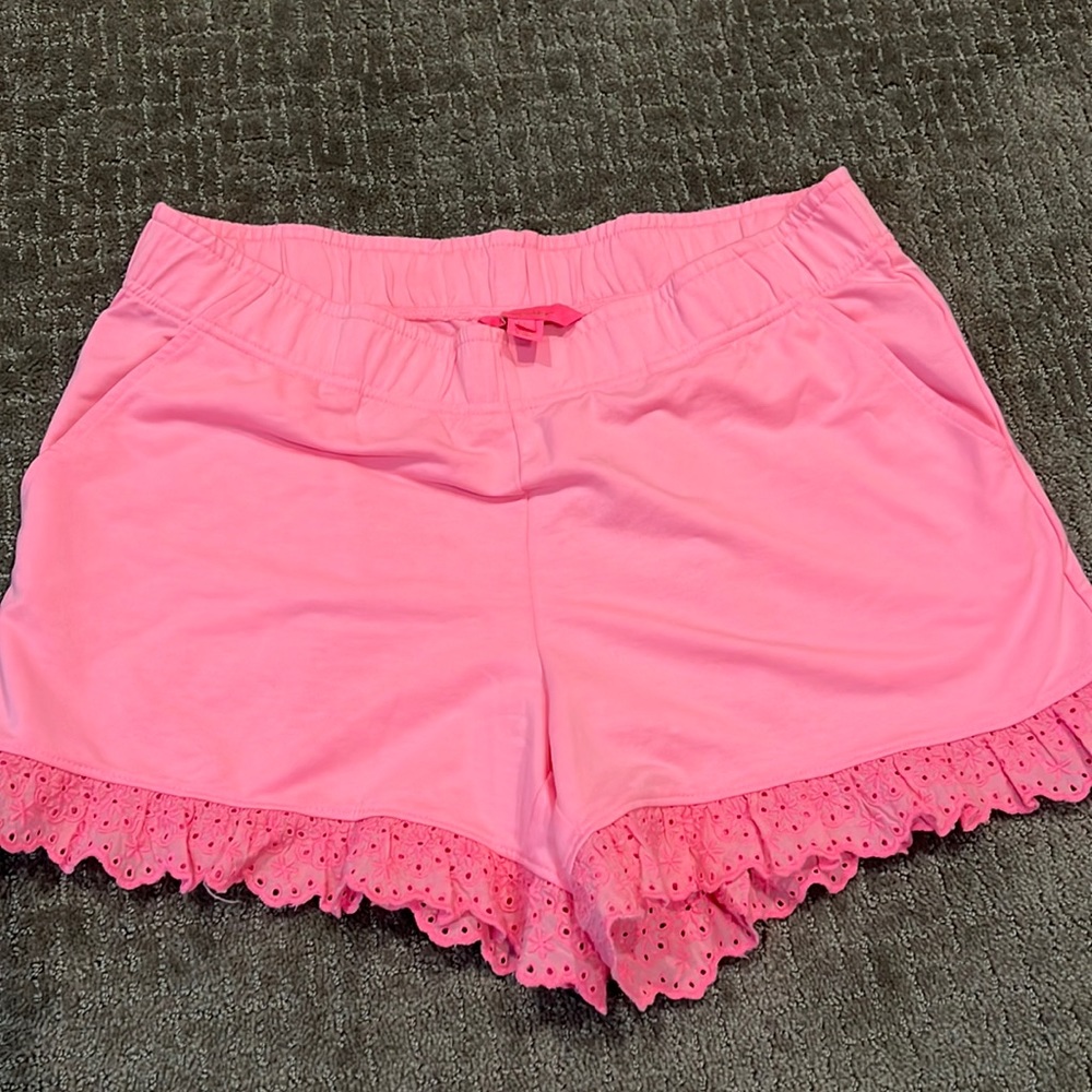 Lilly Pulitzer pink elastic waistband shorts. Excellent condition.